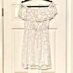 White Lace off shoulder dress